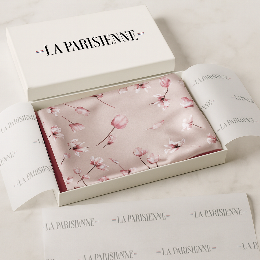 Decoración Floral Cuadrada 100% Seda para Mujer | The Parisian