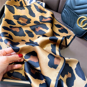 Chic 100% Seda Cuadrado Leopardo Decoración Mujer | The Parisian