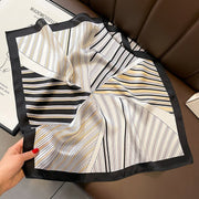 Chic y Moderno Cuadrado 100% Seda para Mujer | La Parisienne
