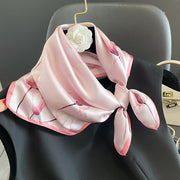 Decoración Floral Cuadrada 100% Seda para Mujer | The Parisian