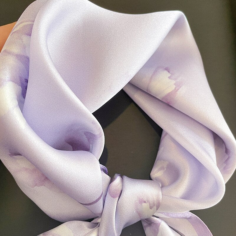 Decoración Floral Cuadrada 100% Seda para Mujer | The Parisian