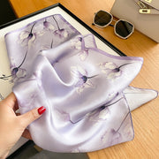 Decoración Floral Cuadrada 100% Seda para Mujer | The Parisian