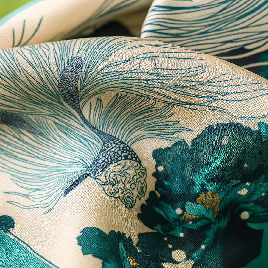 Carré de Soie Foulard Motif Marin | La Parisienne