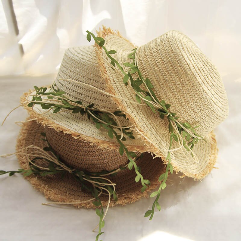 Sombrero de paja con adornos naturales para mujer | The Parisian