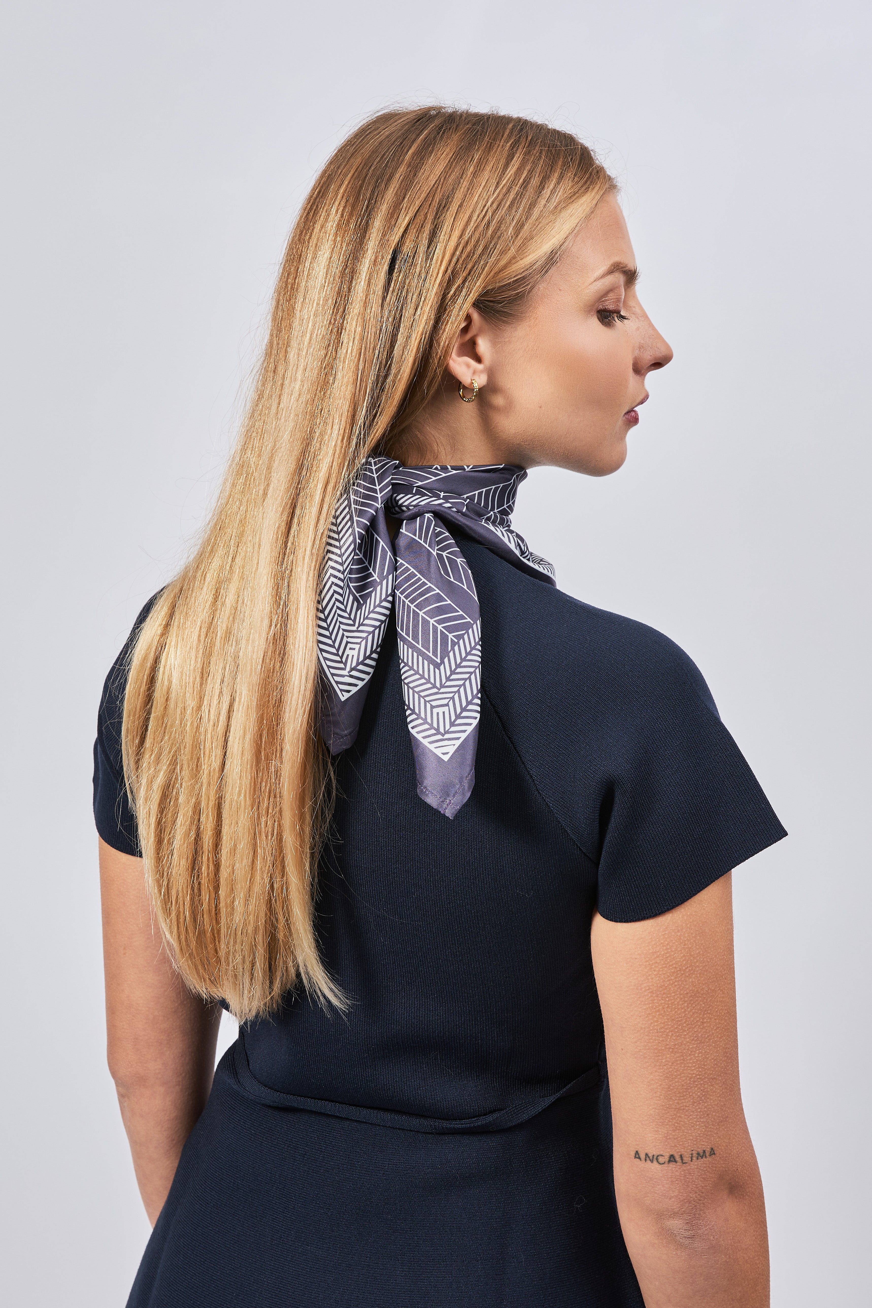 Cuadrado 100 % seda Signature | La Parisienne