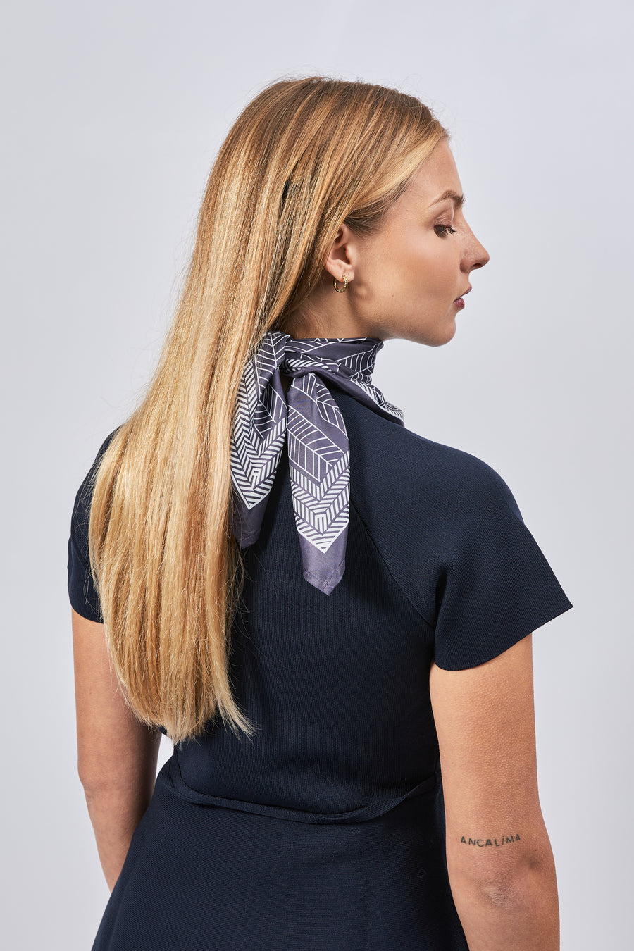 Cuadrado 100 % seda Signature | La Parisienne