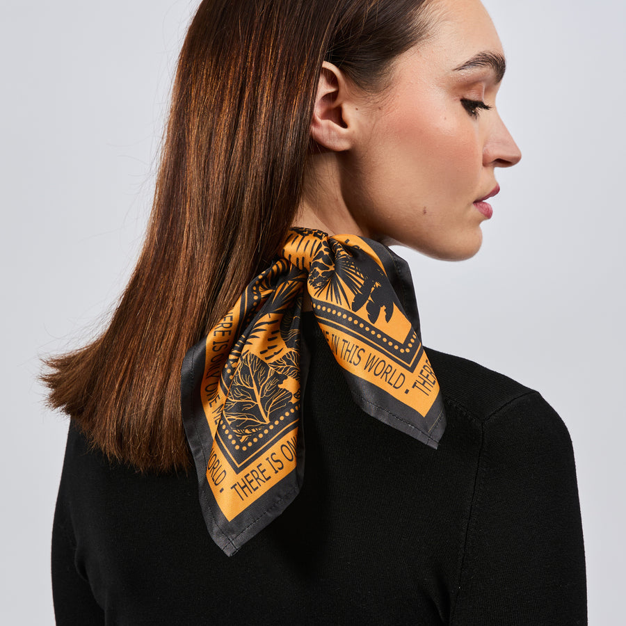 Cuadrado 100 % seda Signature | La Parisienne