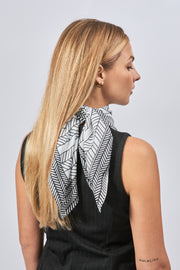 Cuadrado 100 % seda Signature | La Parisienne