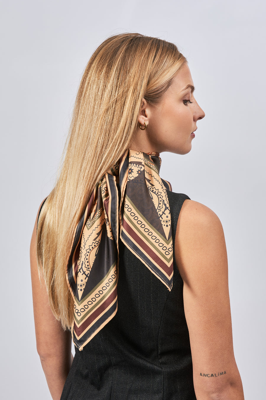 Cuadrado 100 % seda Signature | La Parisienne